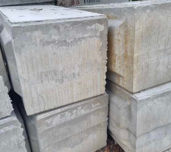 1 Tonne Large Concrete Blocks