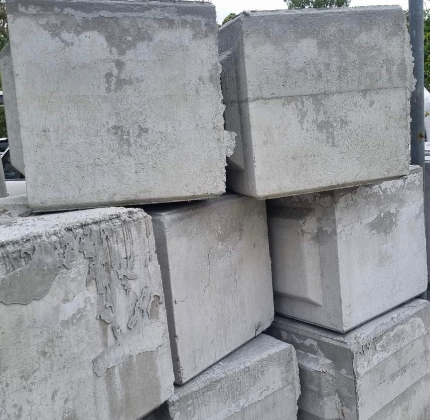 1 Tonne Large Concrete Blocks